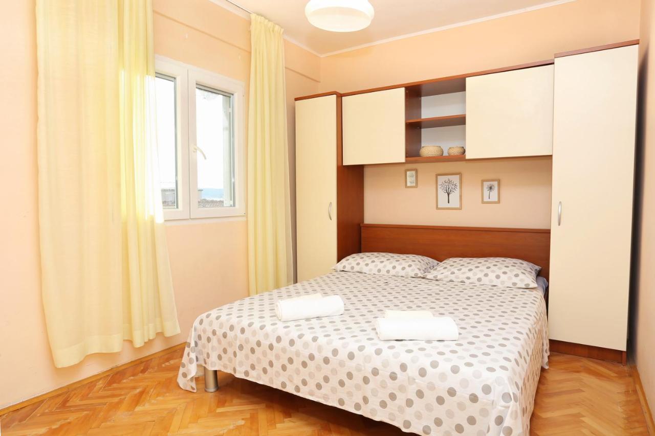 Apartments By The Sea Kastel Kambelovac, Kastela - 8679 Ngoại thất bức ảnh