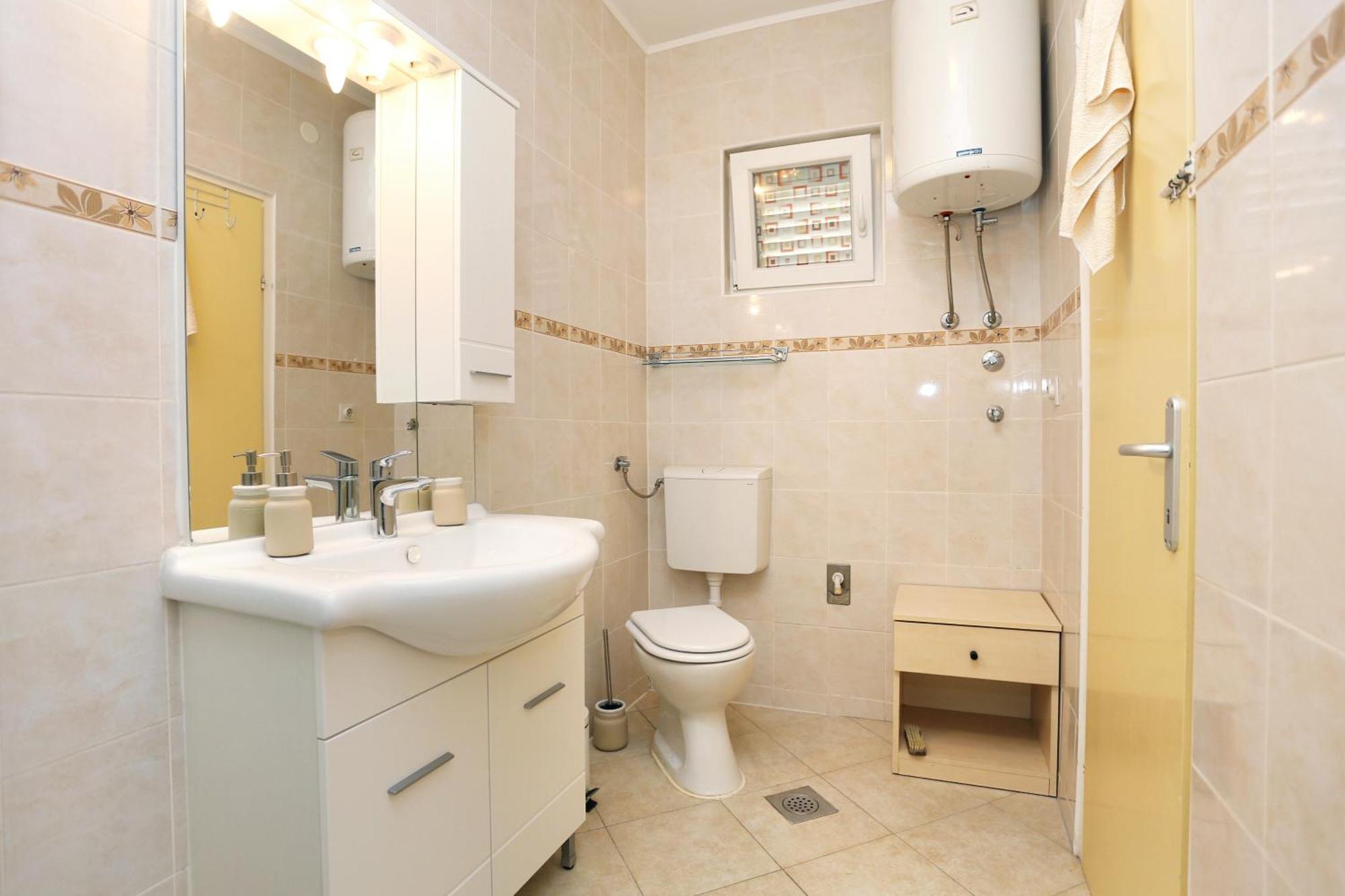Apartments By The Sea Kastel Kambelovac, Kastela - 8679 Phòng bức ảnh