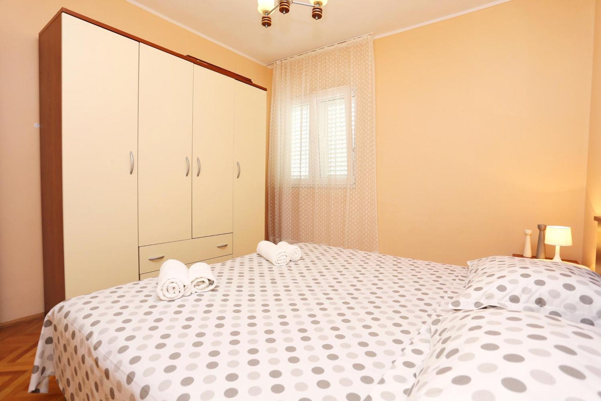 Apartments By The Sea Kastel Kambelovac, Kastela - 8679 Phòng bức ảnh